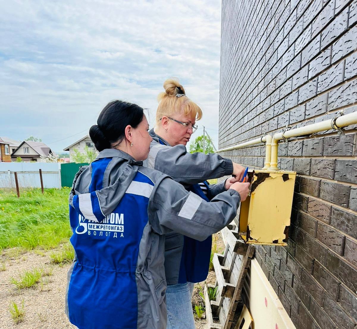 ООО «Газпром межрегионгаз Вологда» напоминает: недопуск контролеров газового хозяйства грозит отключением от газоснабжения.