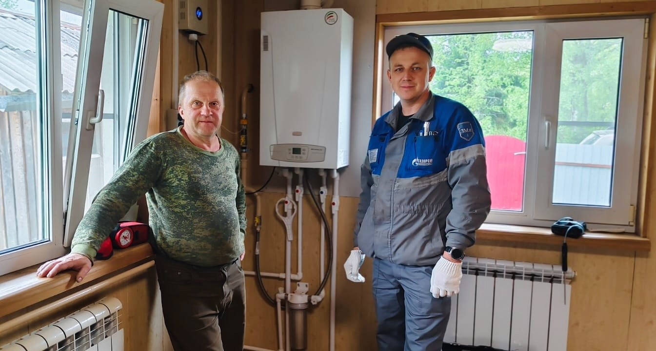 Специалисты «Газпром газораспределение Вологда» ввели в эксплуатацию распределительный газопровод в Соколе и подключили к системе газоснабжения первое домовладение на улице Урицкого