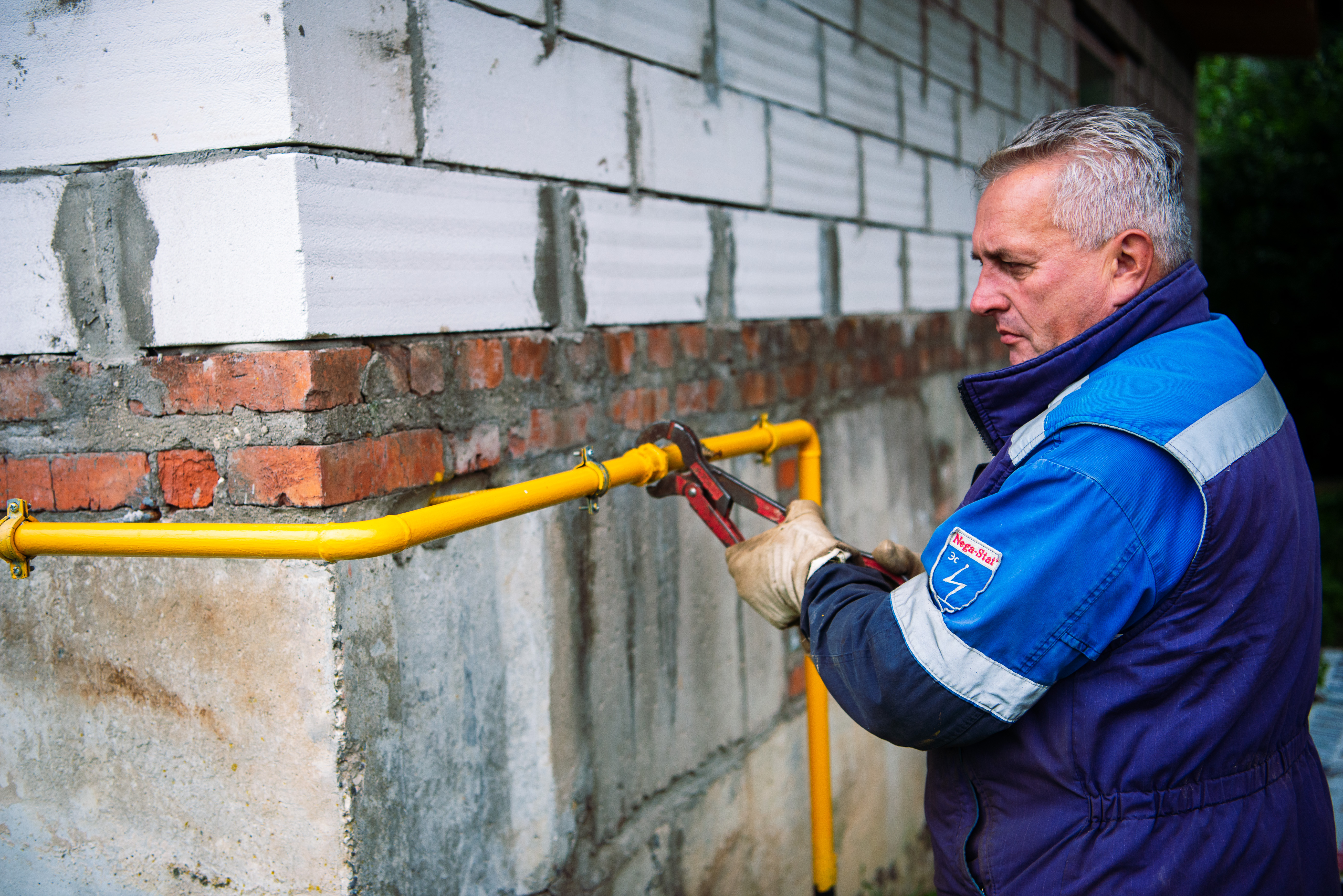 Вологодские газовики приостановили газоснабжение жителю Череповецкого района с задолженностью более года